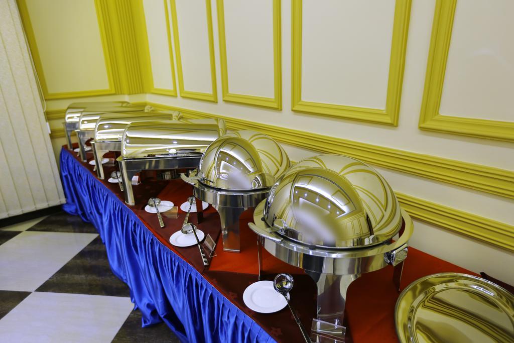 Hotel Muscat International Plaza